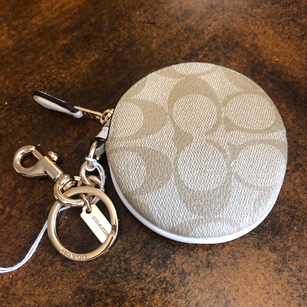 Coach Signature Circle Coin Pouch